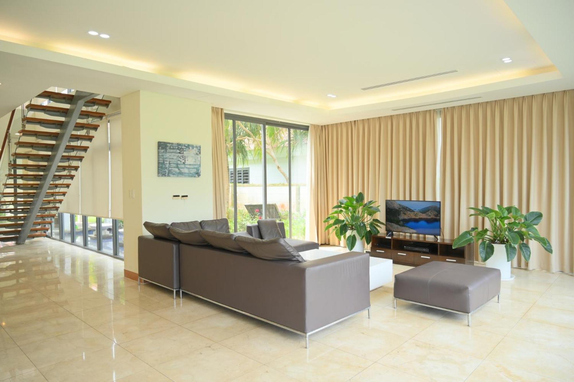 Memories Holiday Beach Villa Дананг Екстер'єр фото